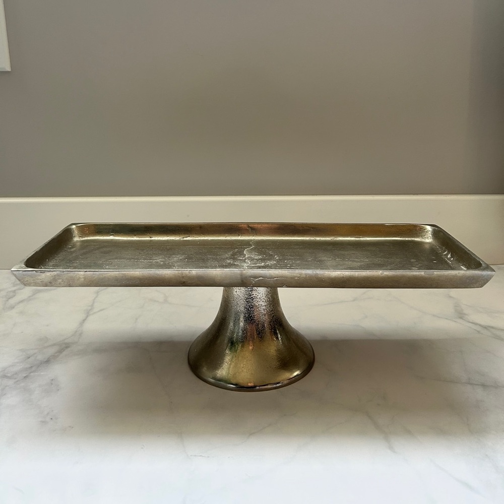 Pedestal Display Stand with Textured Finish